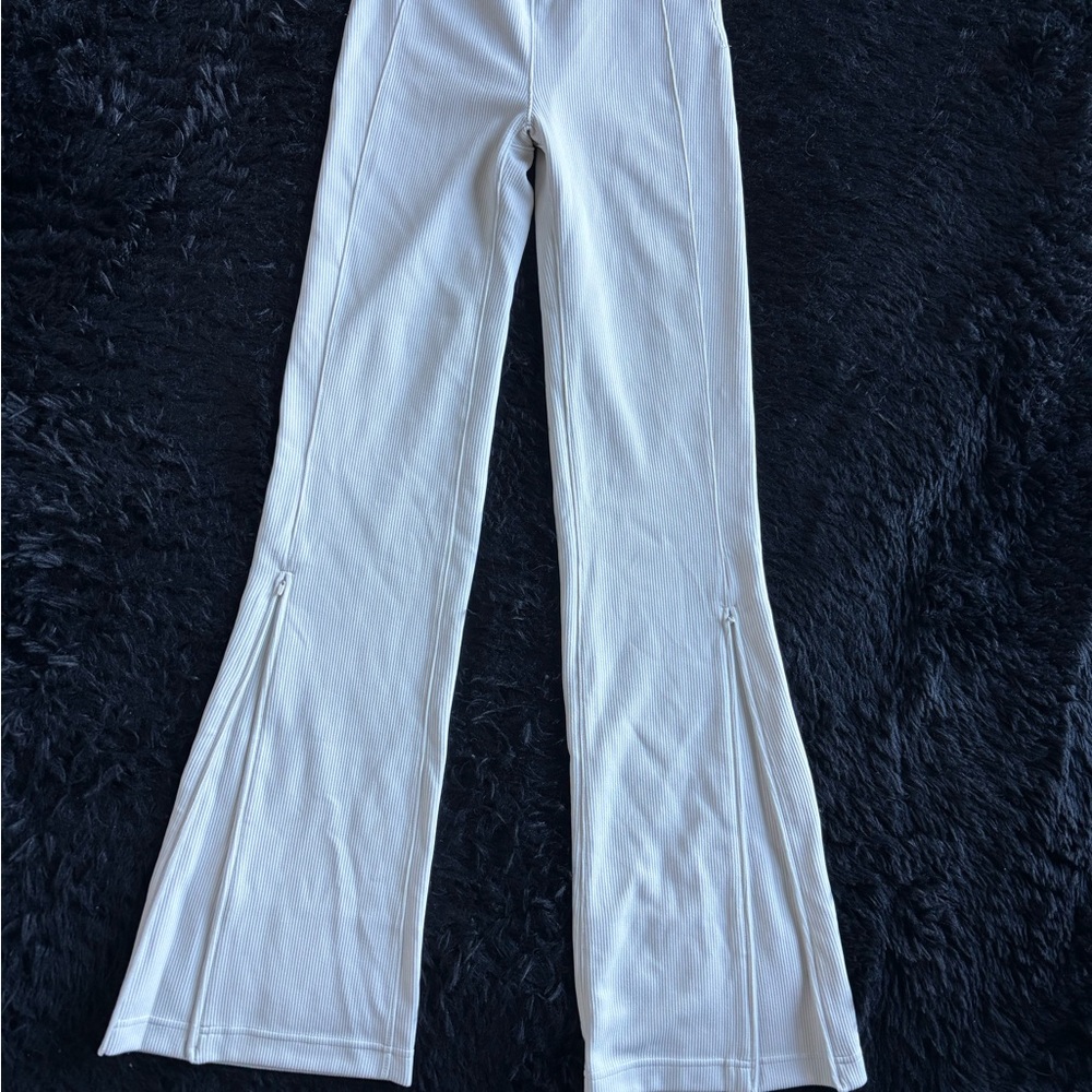 Lululemon  White Flared Pants size 2